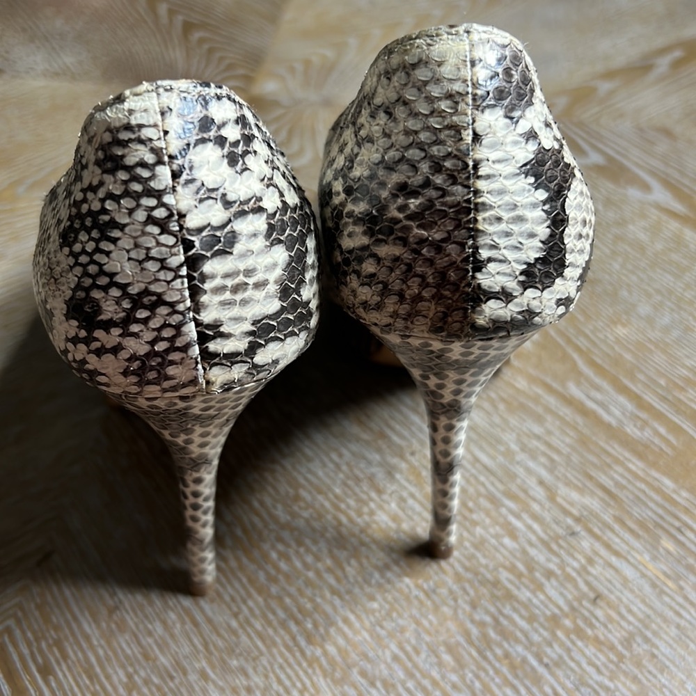JIMMY CHOO Snake Platform Peep Toe Heels 38.5 - Picture 8 of 12